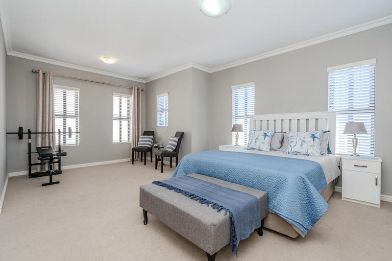 4 Bedroom Property for Sale in Calypso Beach Western Cape